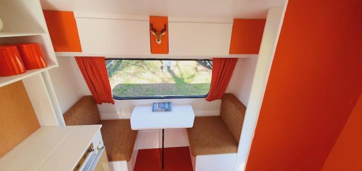 Small Retro Caravan Leek Exterior foto